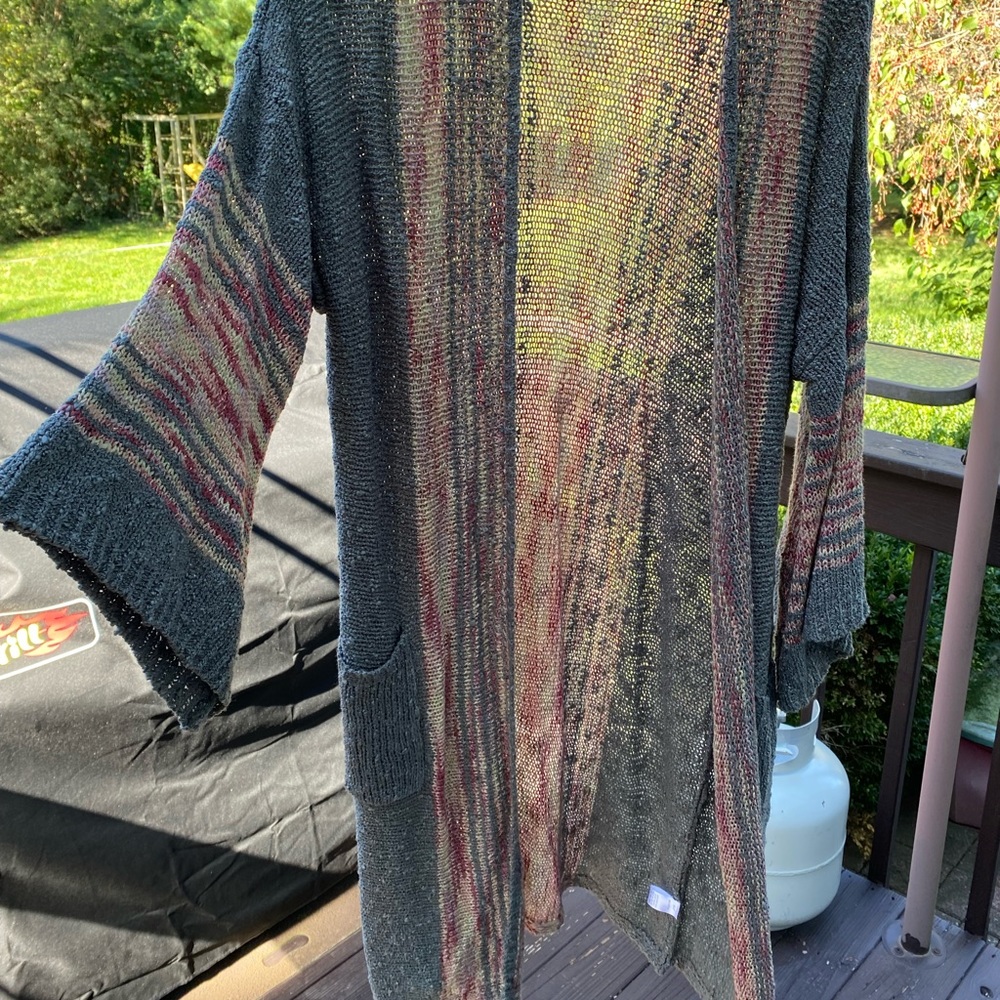 Easel cardigan w/ bell sleeves